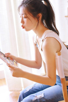 房东妹子青春期